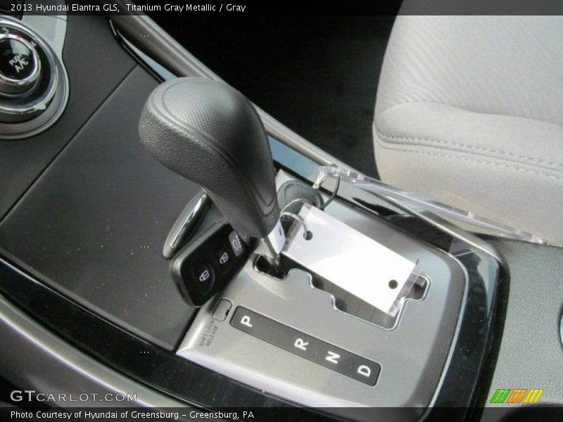 Titanium Gray Metallic / Gray 2013 Hyundai Elantra GLS