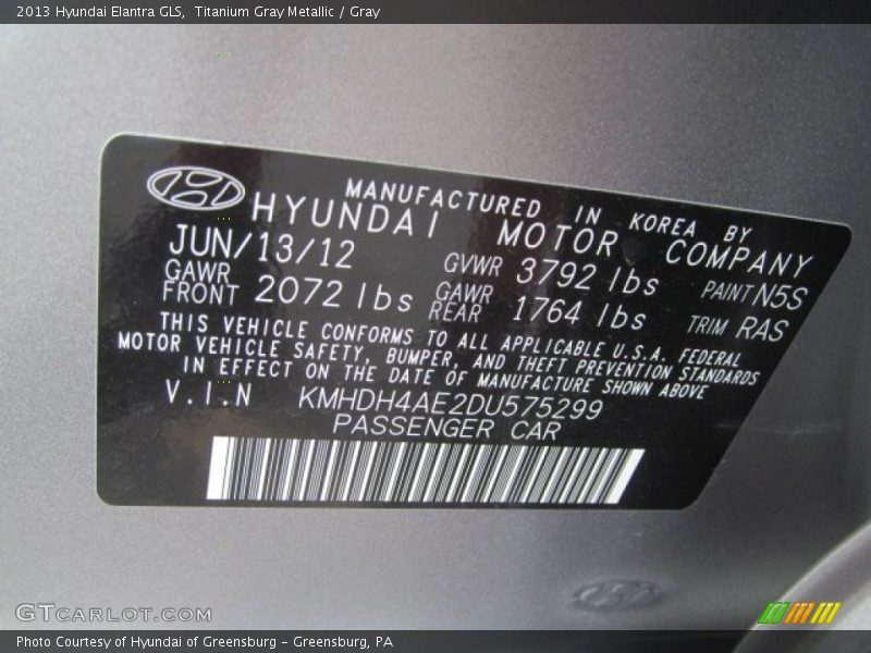 Titanium Gray Metallic / Gray 2013 Hyundai Elantra GLS