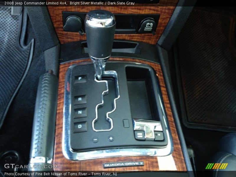 Bright Silver Metallic / Dark Slate Gray 2008 Jeep Commander Limited 4x4