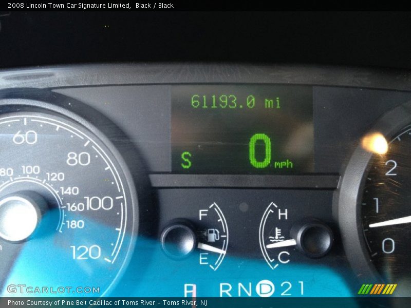 Black / Black 2008 Lincoln Town Car Signature Limited