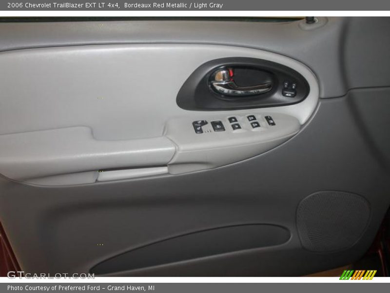 Bordeaux Red Metallic / Light Gray 2006 Chevrolet TrailBlazer EXT LT 4x4