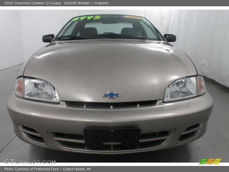 Sandrift Metallic / Graphite 2002 Chevrolet Cavalier LS Coupe