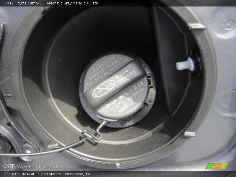 Magnetic Gray Metallic / Black 2012 Toyota Camry SE