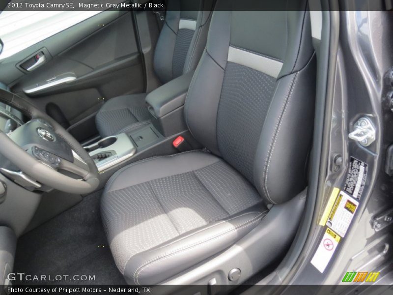 Magnetic Gray Metallic / Black 2012 Toyota Camry SE