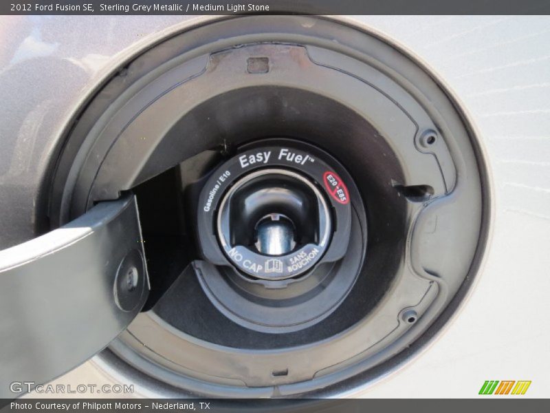 Sterling Grey Metallic / Medium Light Stone 2012 Ford Fusion SE