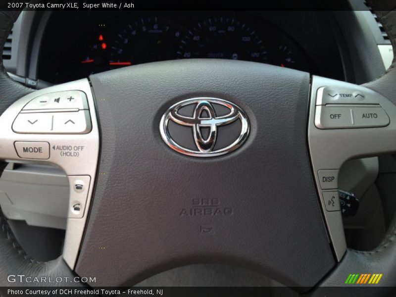 Super White / Ash 2007 Toyota Camry XLE