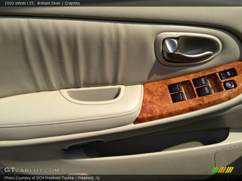 Brilliant Silver / Graphite 2003 Infiniti I 35