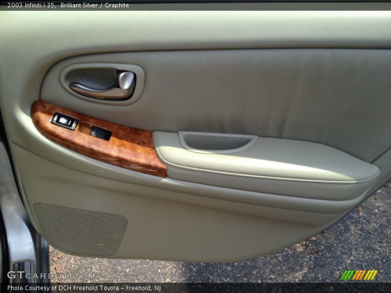 Brilliant Silver / Graphite 2003 Infiniti I 35
