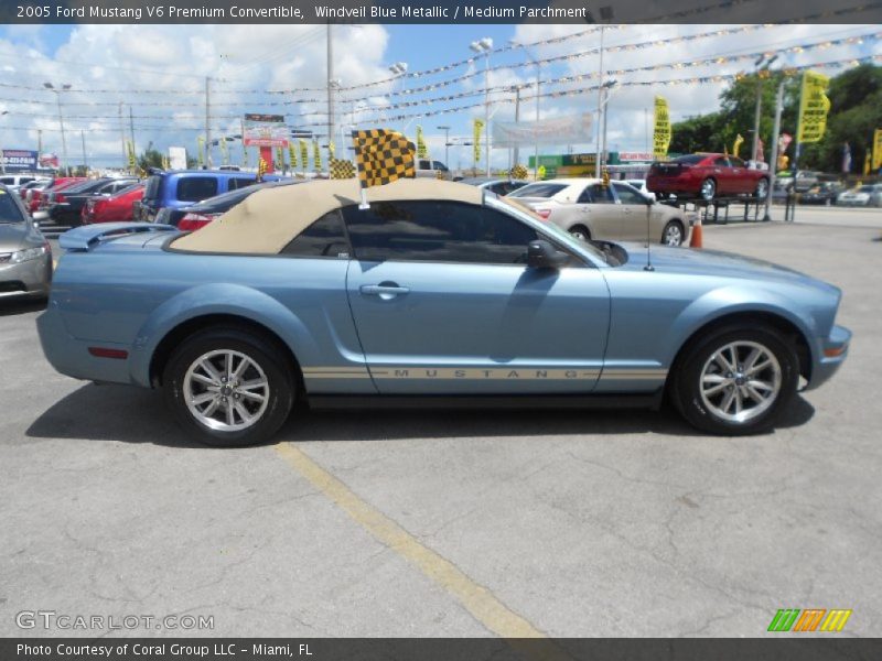 Windveil Blue Metallic / Medium Parchment 2005 Ford Mustang V6 Premium Convertible