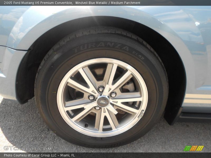 Windveil Blue Metallic / Medium Parchment 2005 Ford Mustang V6 Premium Convertible