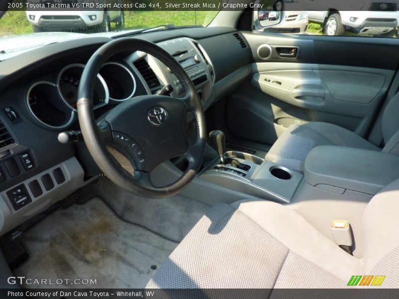 Silver Streak Mica / Graphite Gray 2005 Toyota Tacoma V6 TRD Sport Access Cab 4x4