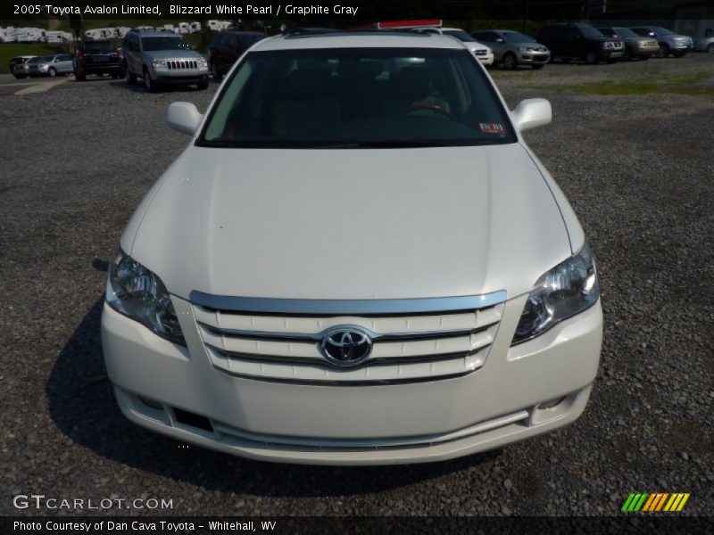 Blizzard White Pearl / Graphite Gray 2005 Toyota Avalon Limited