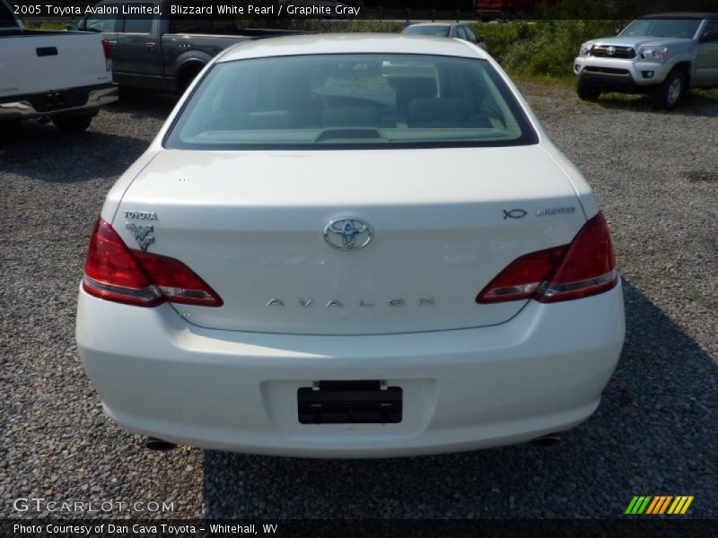 Blizzard White Pearl / Graphite Gray 2005 Toyota Avalon Limited