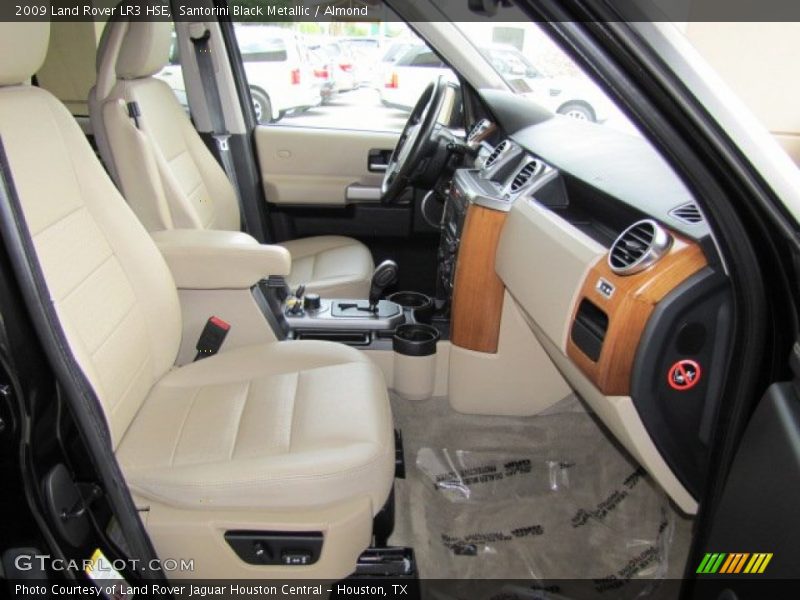Santorini Black Metallic / Almond 2009 Land Rover LR3 HSE