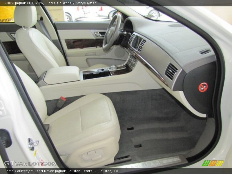 Porcelain White / Ivory/Oyster 2009 Jaguar XF Luxury