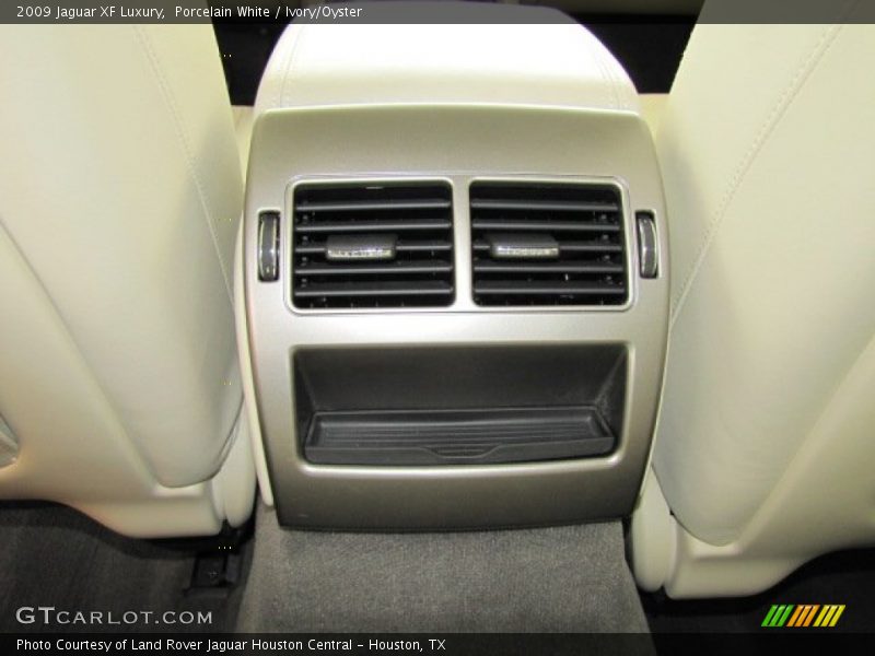 Porcelain White / Ivory/Oyster 2009 Jaguar XF Luxury