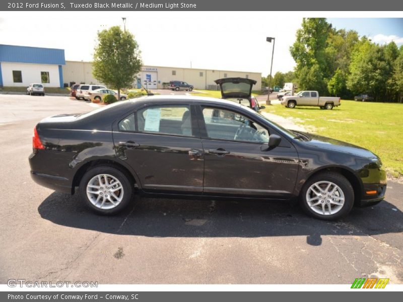 Tuxedo Black Metallic / Medium Light Stone 2012 Ford Fusion S