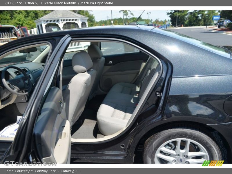 Tuxedo Black Metallic / Medium Light Stone 2012 Ford Fusion S
