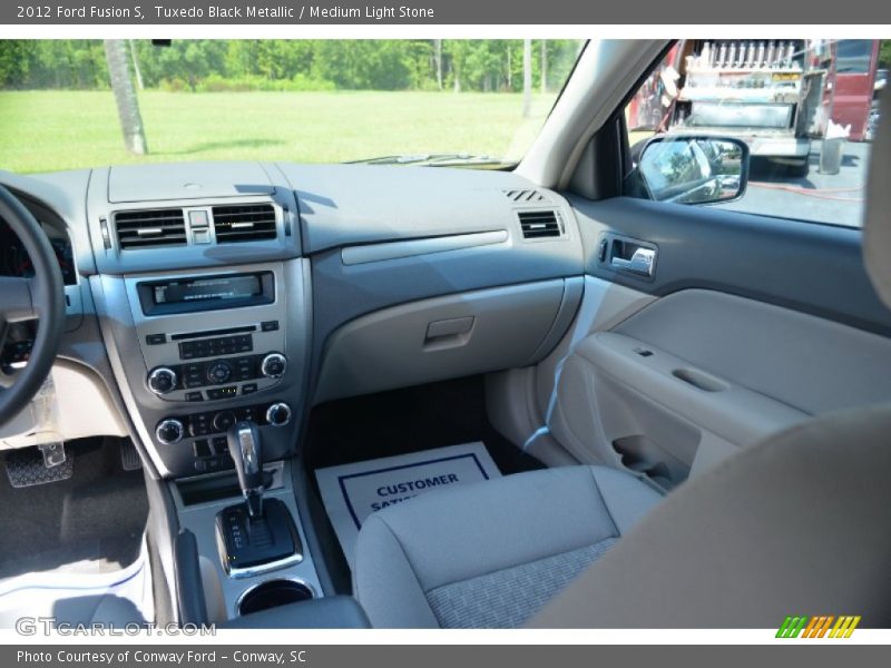 Tuxedo Black Metallic / Medium Light Stone 2012 Ford Fusion S
