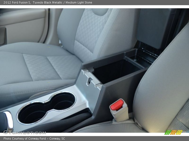 Tuxedo Black Metallic / Medium Light Stone 2012 Ford Fusion S