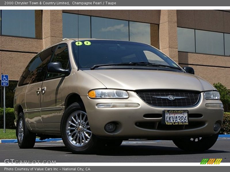 Champagne Pearl / Taupe 2000 Chrysler Town & Country Limited