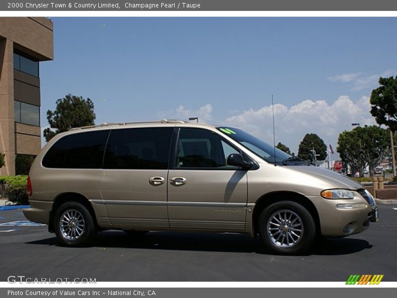  2000 Town & Country Limited Champagne Pearl