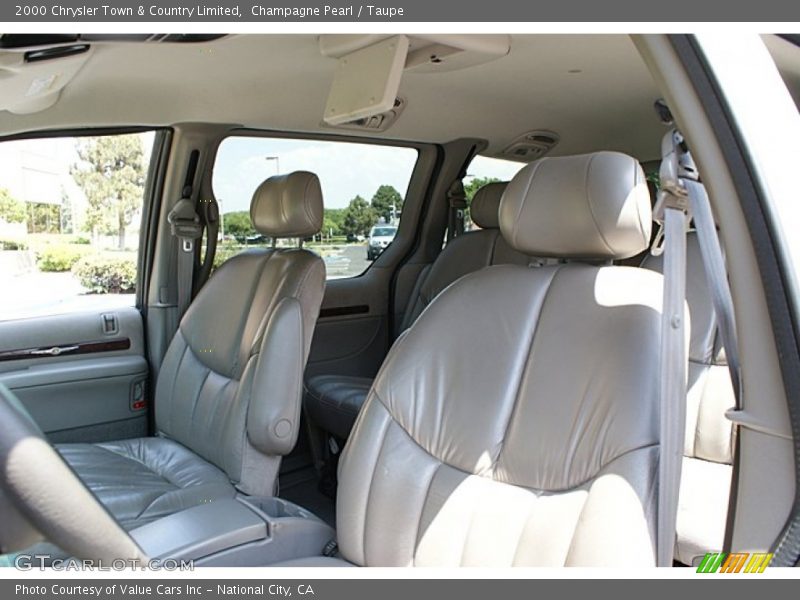 Champagne Pearl / Taupe 2000 Chrysler Town & Country Limited