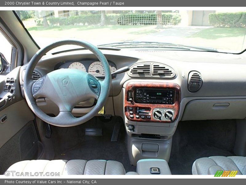 Champagne Pearl / Taupe 2000 Chrysler Town & Country Limited
