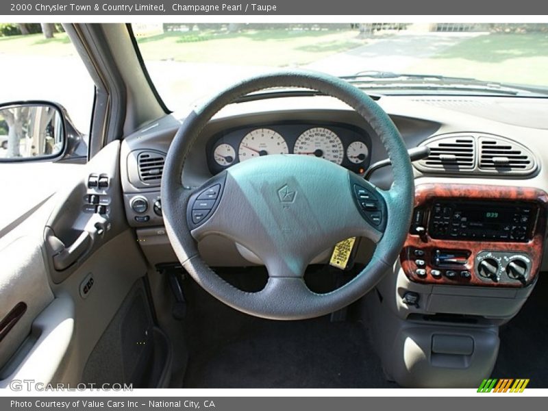 Champagne Pearl / Taupe 2000 Chrysler Town & Country Limited