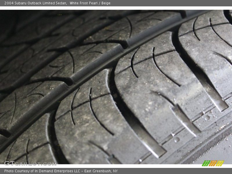 White Frost Pearl / Beige 2004 Subaru Outback Limited Sedan