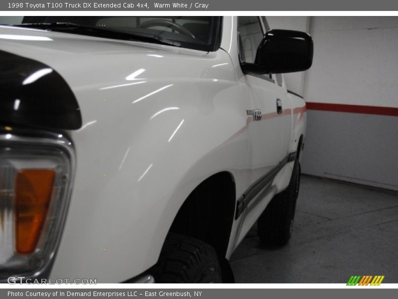 Warm White / Gray 1998 Toyota T100 Truck DX Extended Cab 4x4