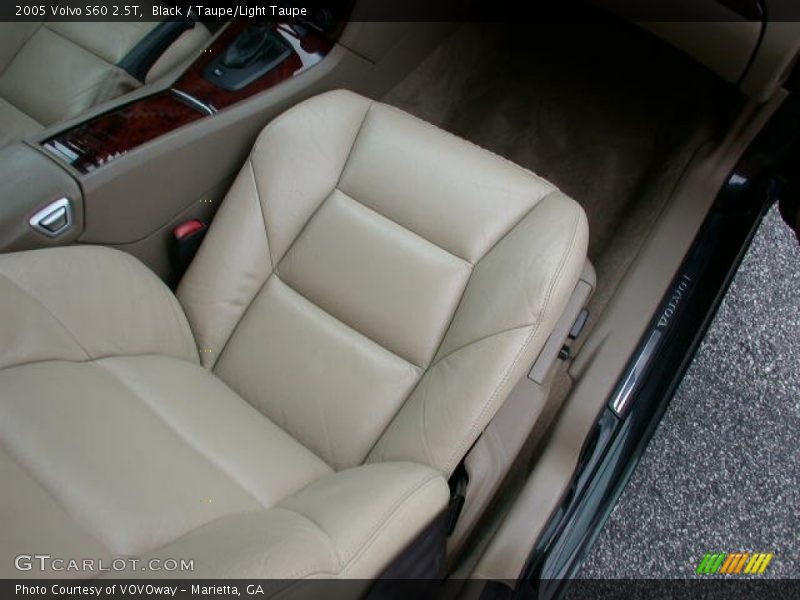Black / Taupe/Light Taupe 2005 Volvo S60 2.5T