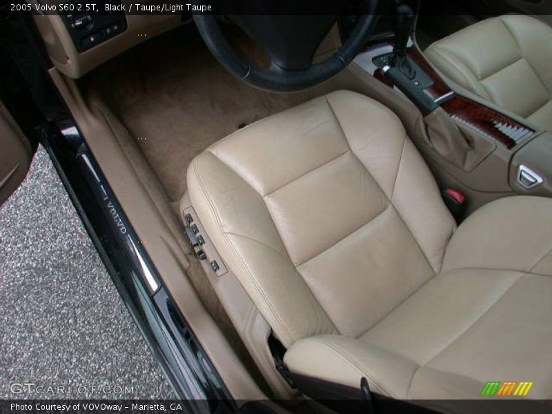 Black / Taupe/Light Taupe 2005 Volvo S60 2.5T