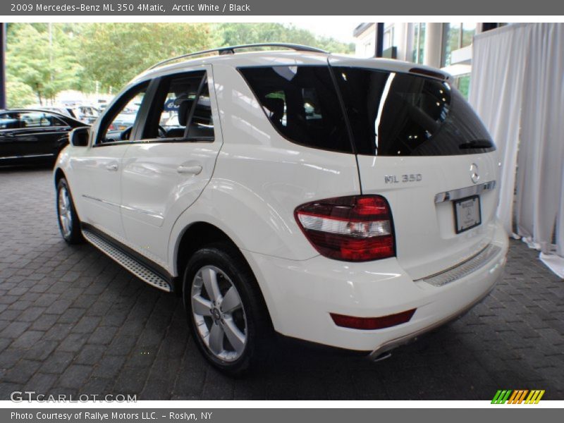 Arctic White / Black 2009 Mercedes-Benz ML 350 4Matic