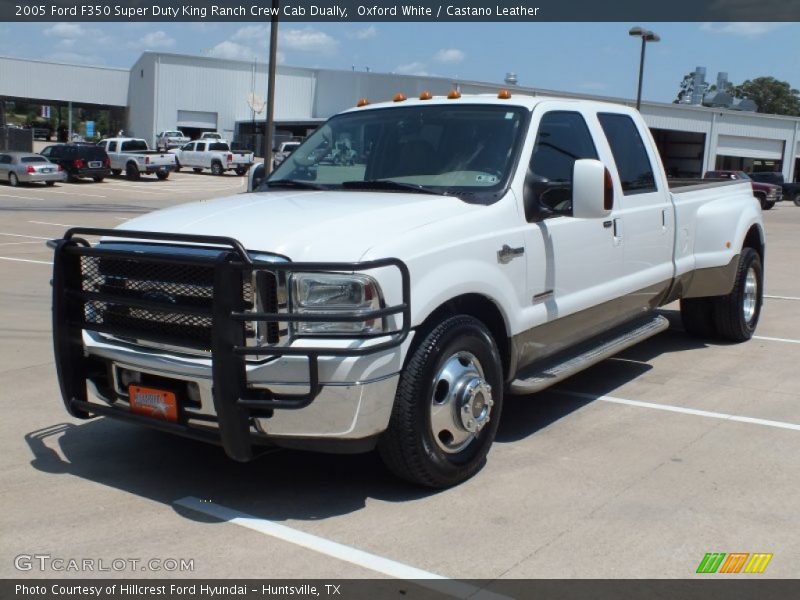 Front 3/4 View of 2005 F350 Super Duty King Ranch Crew Cab Dually