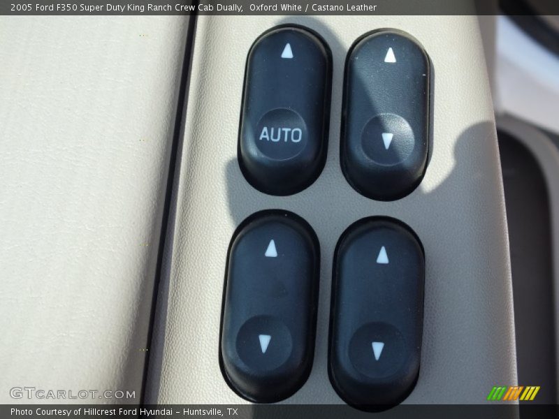 Controls of 2005 F350 Super Duty King Ranch Crew Cab Dually