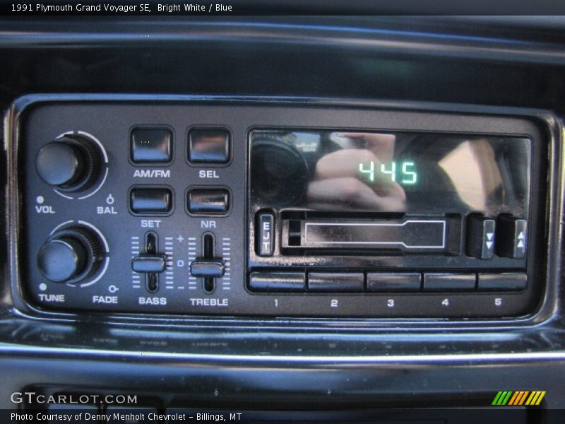 Audio System of 1991 Grand Voyager SE