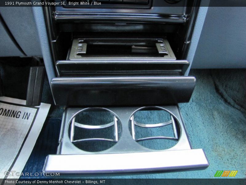 Bright White / Blue 1991 Plymouth Grand Voyager SE