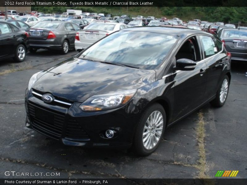 Front 3/4 View of 2012 Focus Titanium 5-Door