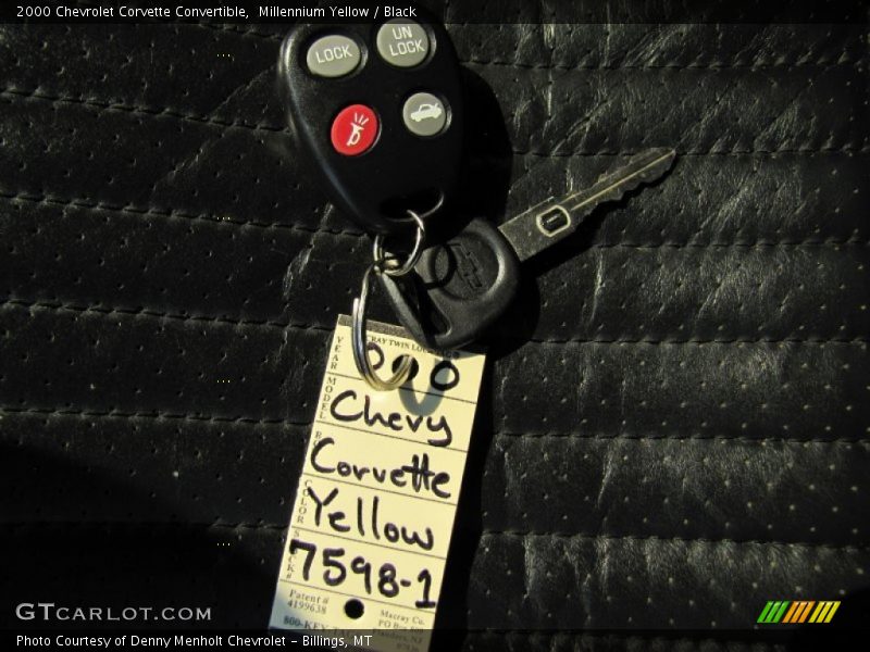 Millennium Yellow / Black 2000 Chevrolet Corvette Convertible