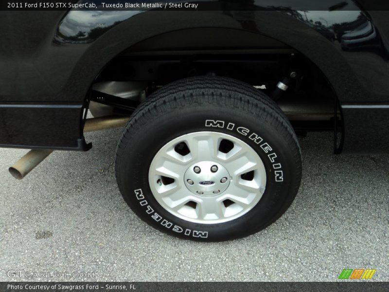 Tuxedo Black Metallic / Steel Gray 2011 Ford F150 STX SuperCab