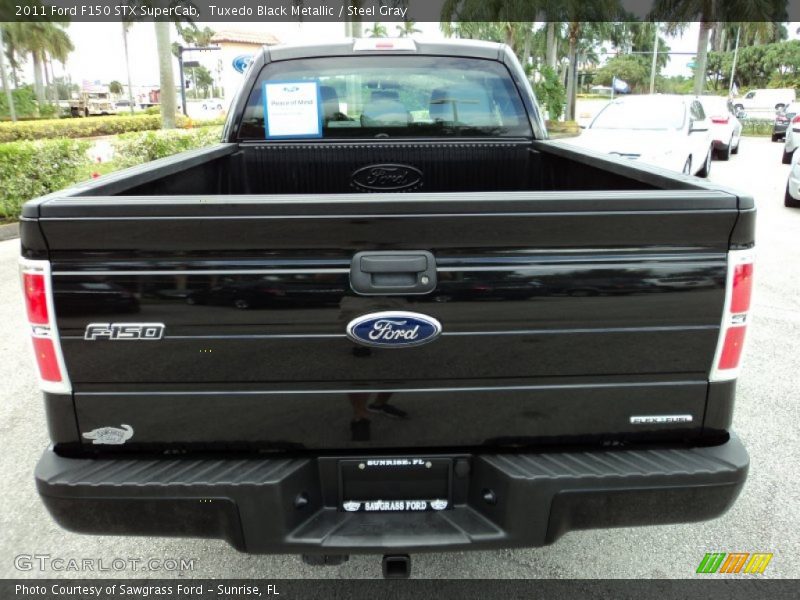 Tuxedo Black Metallic / Steel Gray 2011 Ford F150 STX SuperCab