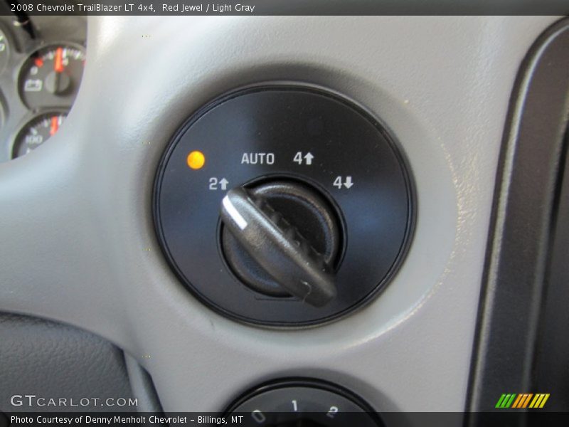 Controls of 2008 TrailBlazer LT 4x4