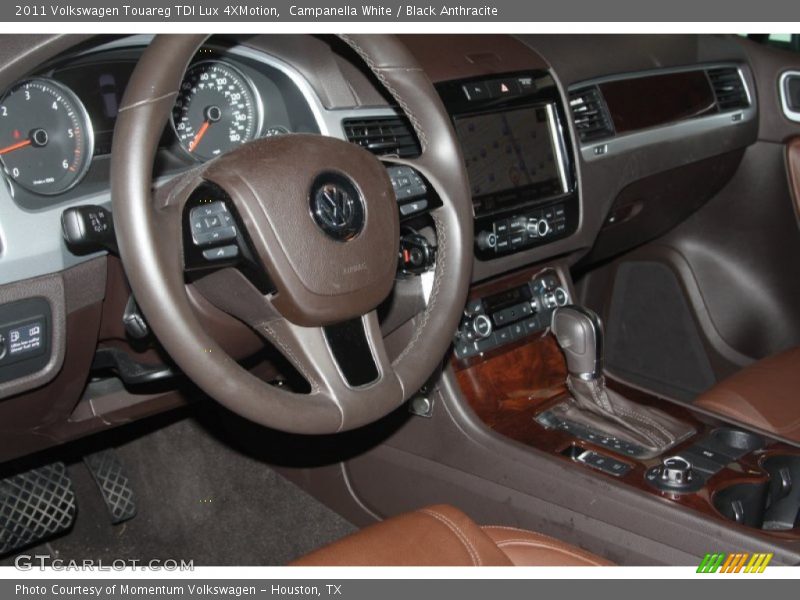 Campanella White / Black Anthracite 2011 Volkswagen Touareg TDI Lux 4XMotion
