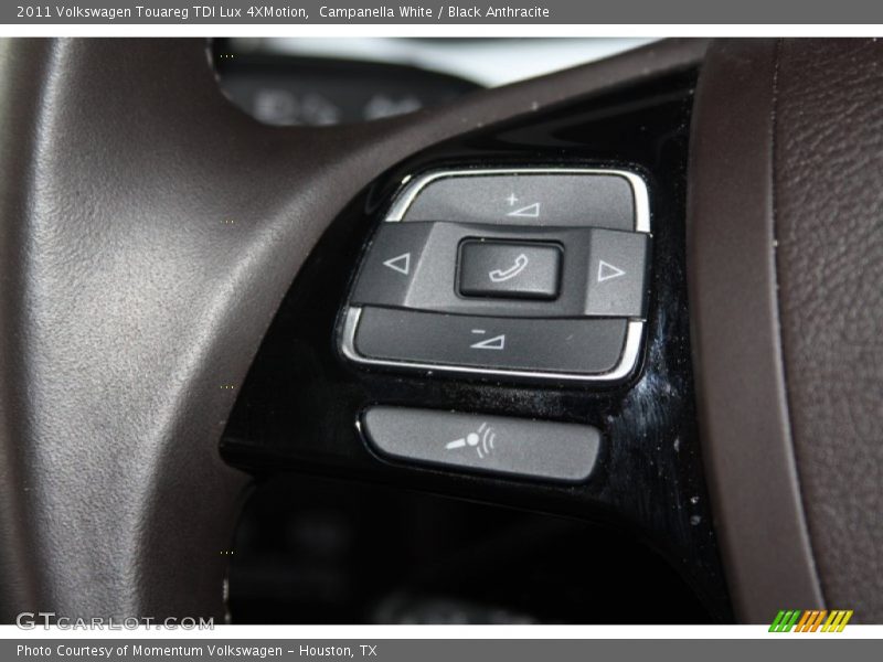 Campanella White / Black Anthracite 2011 Volkswagen Touareg TDI Lux 4XMotion