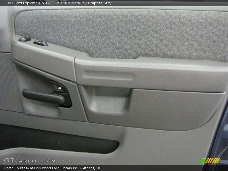 True Blue Metallic / Graphite Grey 2003 Ford Explorer XLS 4x4