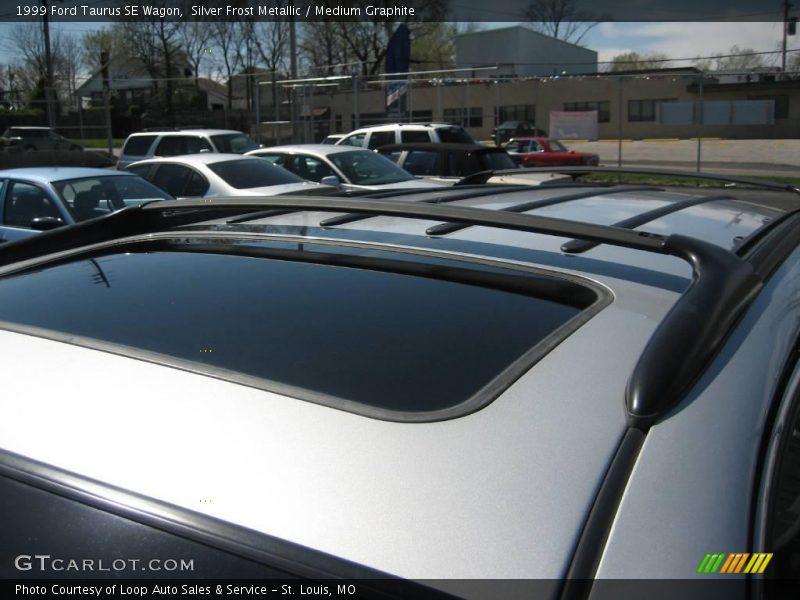 Silver Frost Metallic / Medium Graphite 1999 Ford Taurus SE Wagon