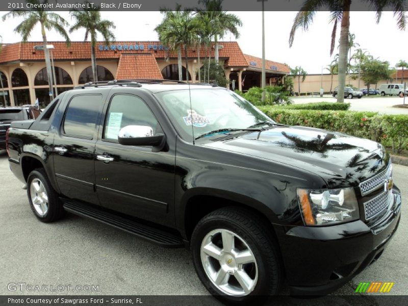 Black / Ebony 2011 Chevrolet Avalanche LT