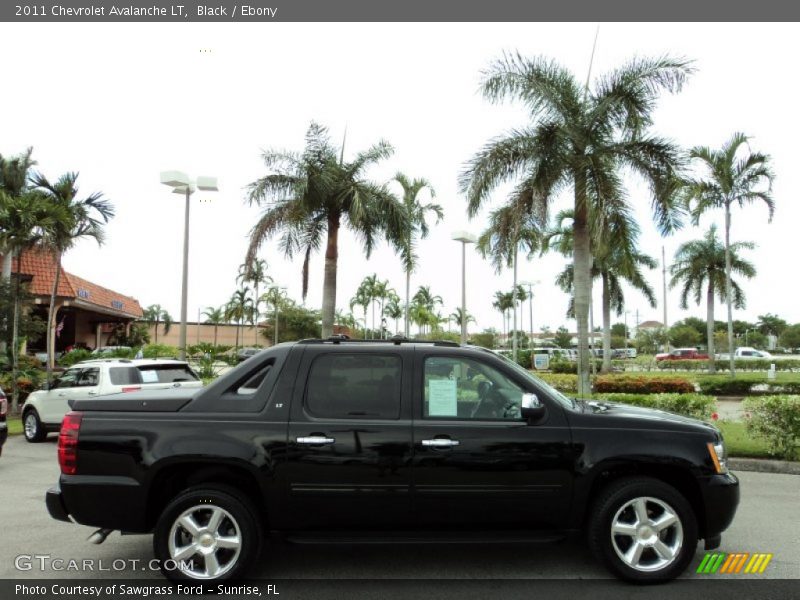 Black / Ebony 2011 Chevrolet Avalanche LT