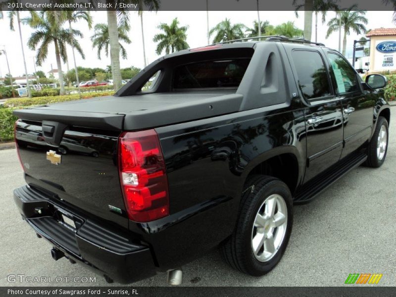 Black / Ebony 2011 Chevrolet Avalanche LT